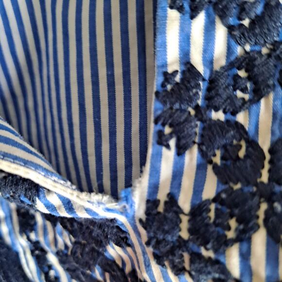 J. Crew Blue White Stripe SleevelessEmbroidered Neckline w Tassle Top - Size 6 - Picture 11 of 11